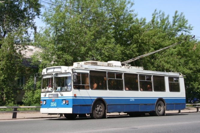 Через подорожчання проїзду в маршрутках черкащани пересідають на тролейбуси