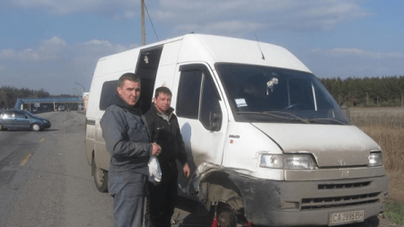 У Південно-Західному районі Черкас викрали мікроавтобус