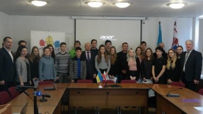 У гості до мера Черкас прийшли юні театрали із польського міста Бидгощ