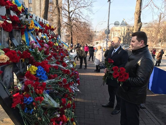 ФАРИСЕЙ (Чи має право голова Черкаської облради вшановувати пам`ять загиблих на Майдані)