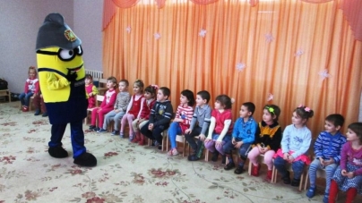Рятувальники завітали до дитячого садочка «Лісова казка» у Мошнах