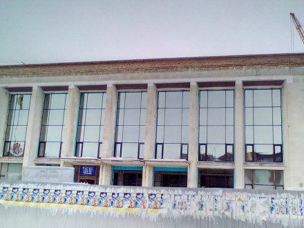 У черкаському драмтеатрі замінили всі вікна — О. Гуменний