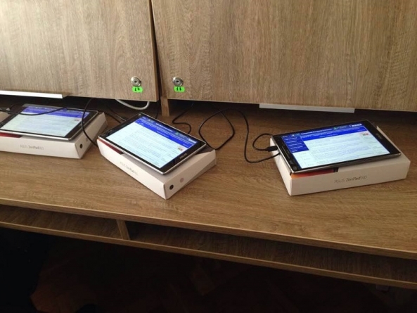 У Придніпровській райраді завершують встановлення електронної системи для персонального голосування