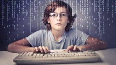 Черкаські школярі можуть безкоштовно навчатися програмуванню