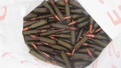 Житель Кам’янки намагався продати гранату та сотню патронів