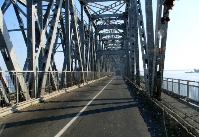 Черкаському мосту через Дніпро обіцяють ремонт