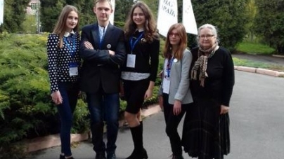 Черкаські школярі увійшли до числа найкращих молодих науковців країни