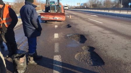 Більше 2,5 тис квадратних метрів доріг відновили на Черкащині