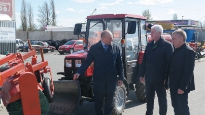 ЧЕЛУАШ отримав три великих і два малих трактори, – Бондаренко