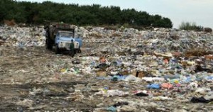 В Умані продовжують боротьбу зі стихійними сміттєзвалищами