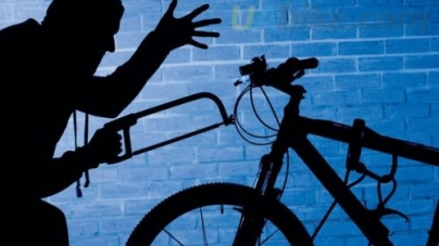 Драбівські правоохоронці затримали чоловіка, який викрав велосипед