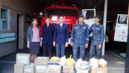 “Добро пригорщами” – рятувальники Чорнобаївщини долучилися до благодійної акції