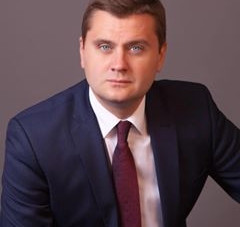 Журналісти відвідали заміський будинок Юрія Тренкіна