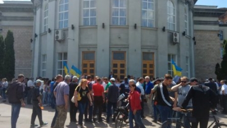 Працівники Черкасиобленерго чекають на підтримку депутатів облради