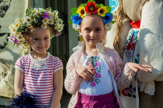 У Черкасах провели фестиваль «Барвисті віночки»