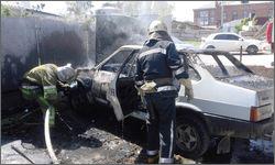 Черкаські рятувальники врятували від вогню автомобіль