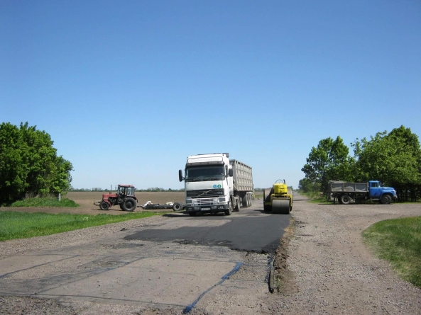 Тальнівська дорога у стадії активного ремонту