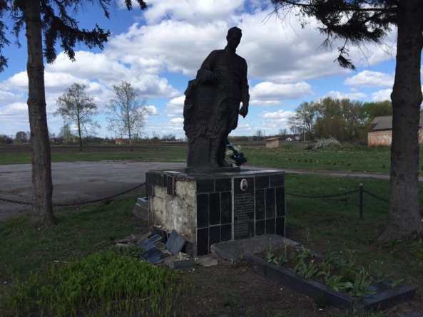 На Черкащині вірмени відновлять занедбаний пам’ятник Герою Другої світової війни