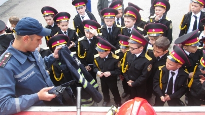 Черкаські рятувальники готують дітей до літа
