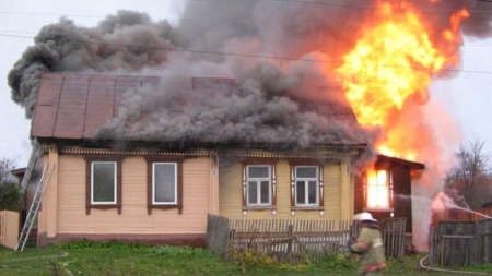 На Тальнівщині загорілася літня кухня