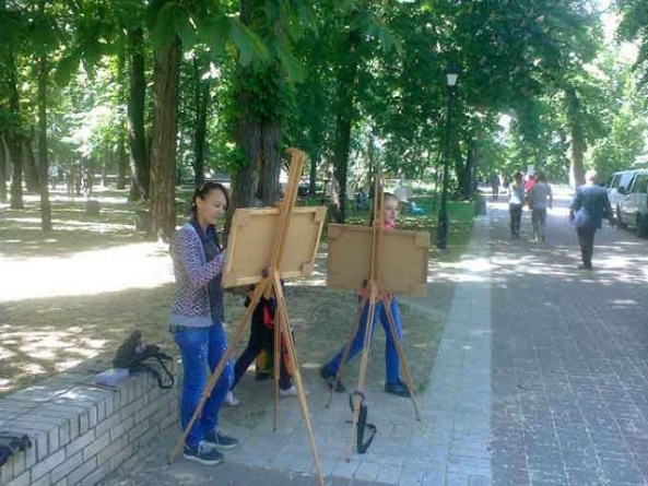 “Мистецька палітка Києва” – юні художники Чорнобаївської школи взяли участь у Всеукраїнському фестивалі