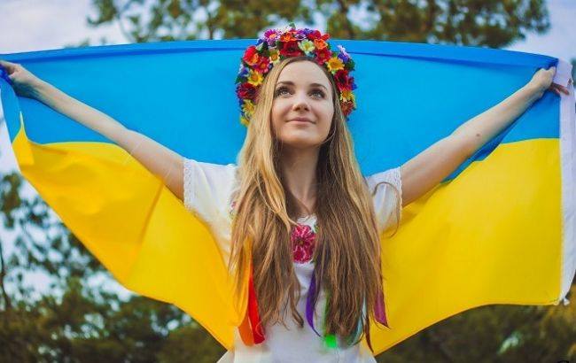 Черкаська “Дирекція парків” запрошує відсвяткувати День Конституції України