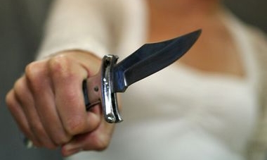 Правоохоронці затримали чоловіка, який наніс ножові поранення колишній співмешканці