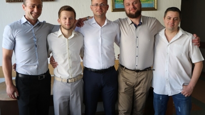 Міська влада відзначила гравців футбольної команди адвокатів