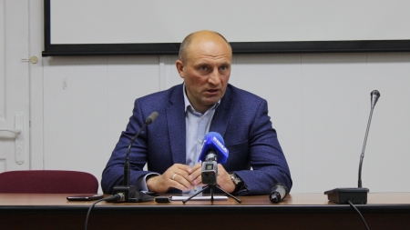 Питання звільнення Яценка з посади будемо вивчати, – Анатолій Бондаренко
