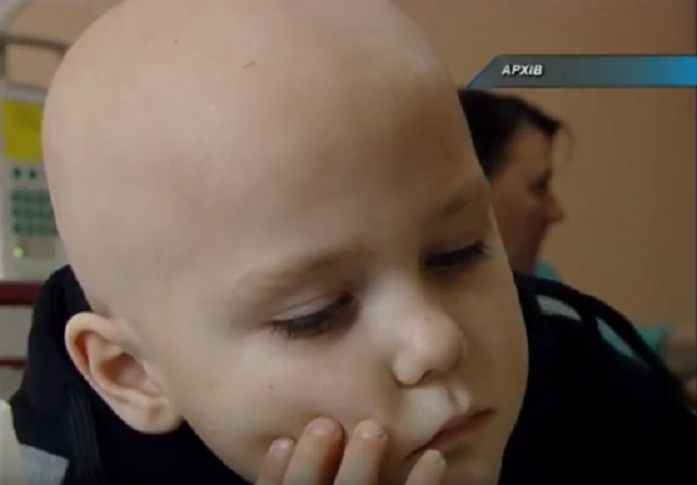 Хворому на рак хлопчику потрібна допомога