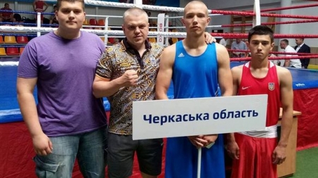 Черкаські боксери тріумфували на всеукраїнському рівні