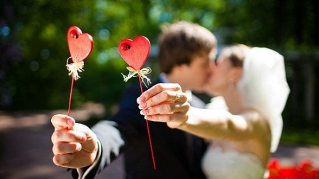 У день «щасливої сімки» у Каневі зареєстрували шлюби чотири пари молодят