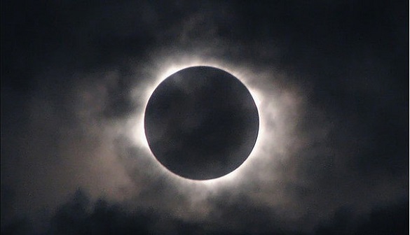 Доленосне місячне затемнення спостерігатимуть черкащани у серпні