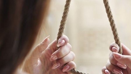 На Черкащині мати двох дітей покінчила життя самогубством