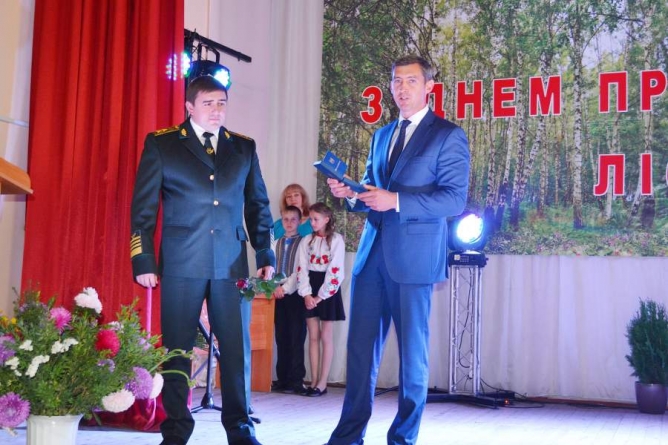 Відзнакою Президента України нагороджено головного лісівника Черкащини
