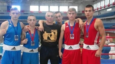 Команда боксерів Черкащини увійшла до трійки кращих в Україні
