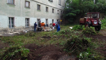 Науковці власноруч ремонтують історичні будівлі Корсунь-Шевченківського заповідника