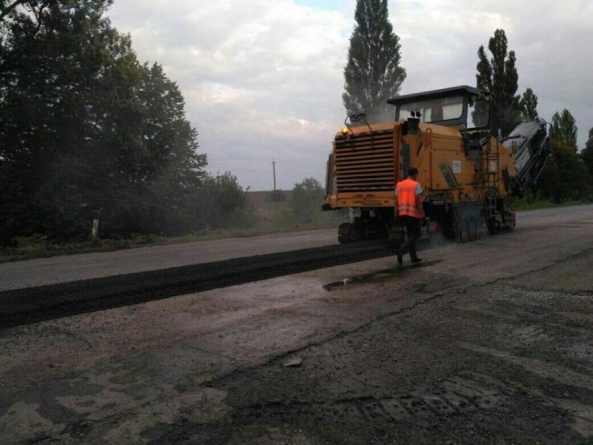 У Черкаській області розпочали ремонт автодороги Київ-Знам’янка