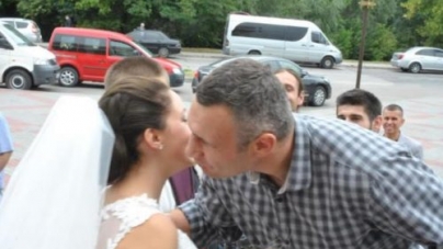 Віталій Кличко побував на весіллі у Каневі