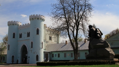 Чи бути Корсунь-Шевченківському містом обласного підпорядкування?