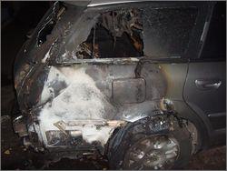Минулої ночі в Черкасах підпалили автомобіль