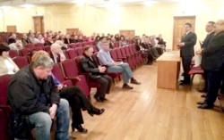 З незаконним звільненням артистів філармонії розбирався голова обласної ради