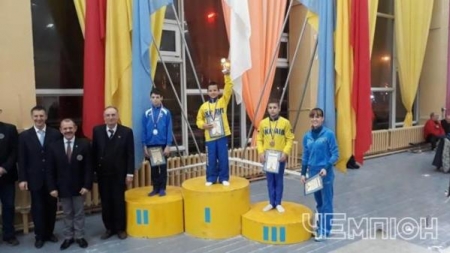 Золото і бронзу здобули гімнасти Черкащини на Чемпіонаті України