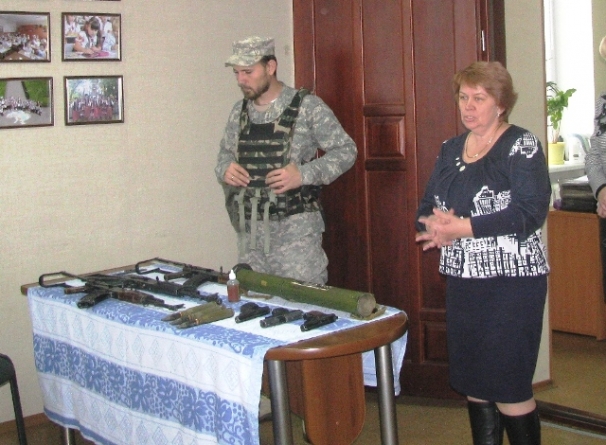 Вчителі Черкаського району пройшли військовий вишкіл