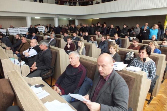 Депутати не підтримали петицію про розпуск Черкаської міськради