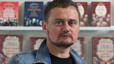 Серію власних детективів у Черкасах презентує сучасний український письменник
