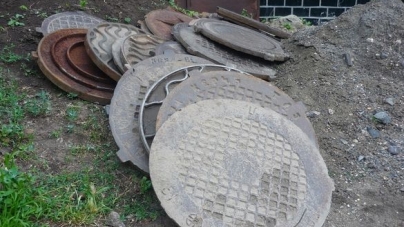 За місяць із вулиць Черкас крадуть близько 70 каналізаційних люків