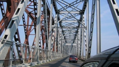 Завтра знову перекриють черкаський міст через Дніпро