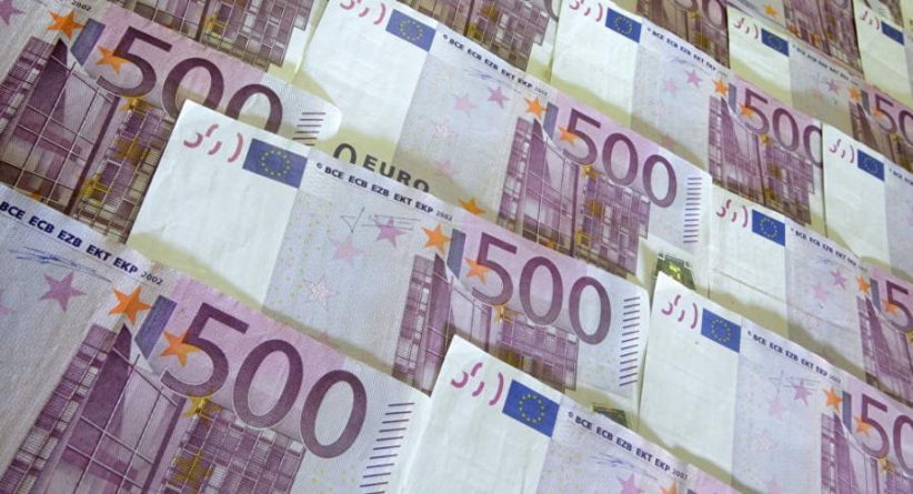 Хабар у розмірі 49 тис євро: колишнього черкаського посадовця обвинувачують у корупції