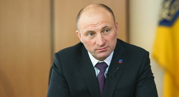 Анатолій Бондаренко ветував рішення депутатів щодо підвищення порогу електронних петицій